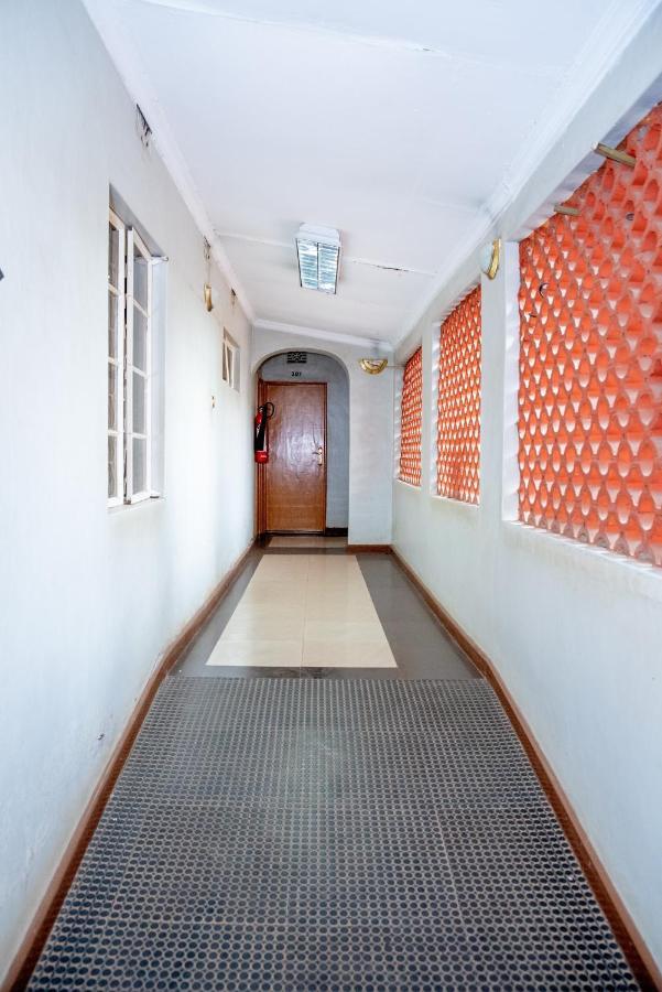 Jupiter Guest House - Parklands Nairobi Exterior photo