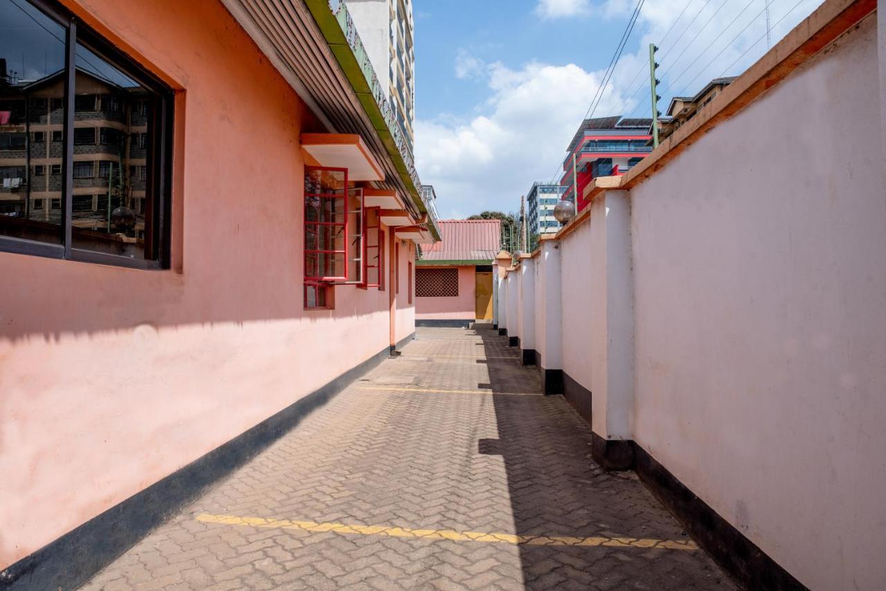 Jupiter Guest House - Parklands Nairobi Exterior photo